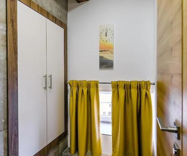 Apartment Urban With Sauna