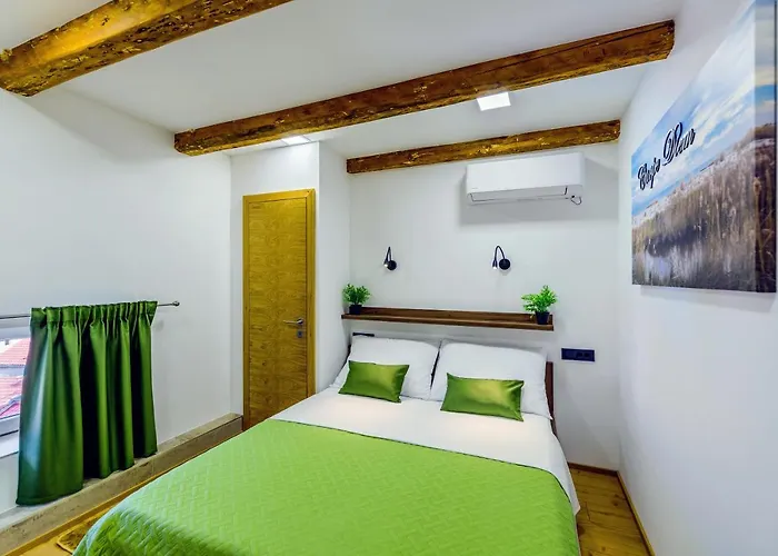 Urban With Sauna Apartment